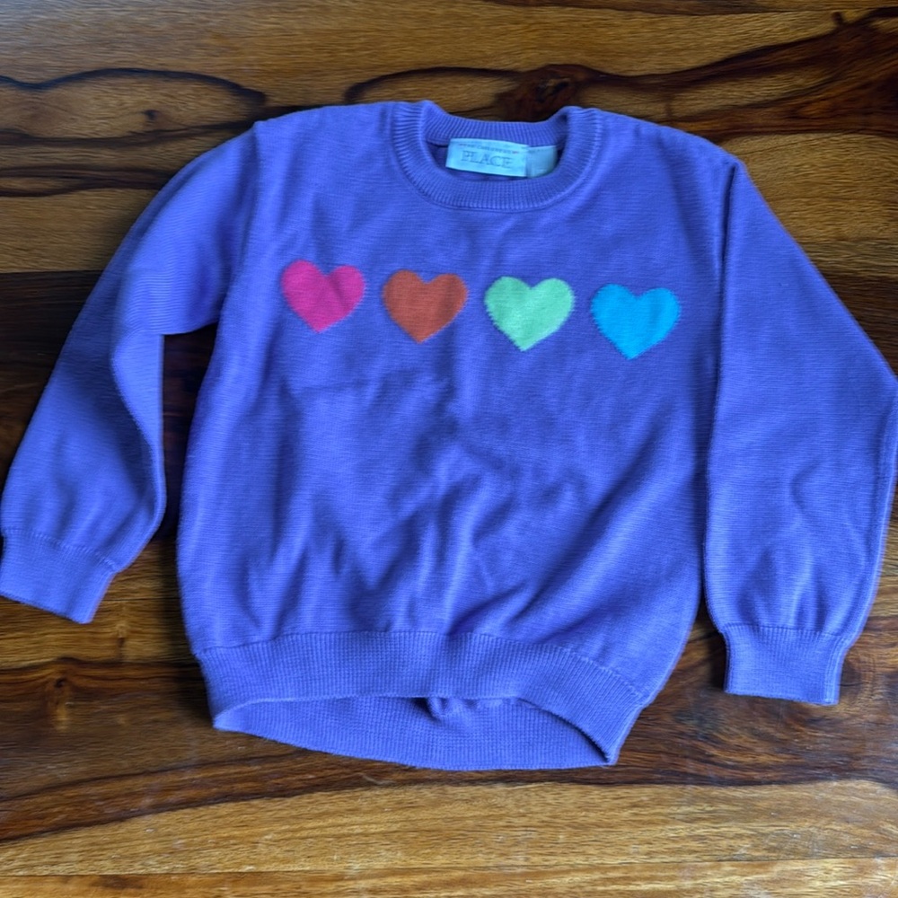 Lightweight heart sweater